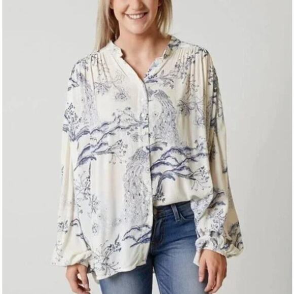 Free People Oversized Metallic Blooms Cream Blue Floral Blouse Size XS - Picture 2 of 9